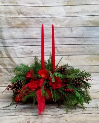 Shimmery Centerpiece from Wren's Florist in Bellefontaine, Ohio
