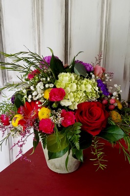 Sweet Garden Bouquet from Wren's Florist in Bellefontaine, Ohio