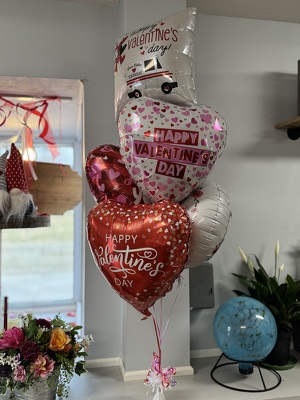 Valentine's Balloon Bouquet from Wren's Florist in Bellefontaine, Ohio