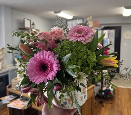 Gerber Garden  from Wren's Florist in Bellefontaine, Ohio