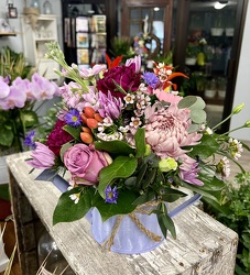 Flowering Water from Wren's Florist in Bellefontaine, Ohio