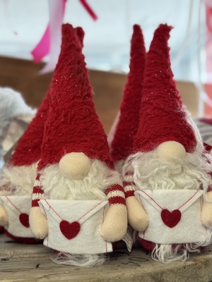 Love Letter Gnome from Wren's Florist in Bellefontaine, Ohio