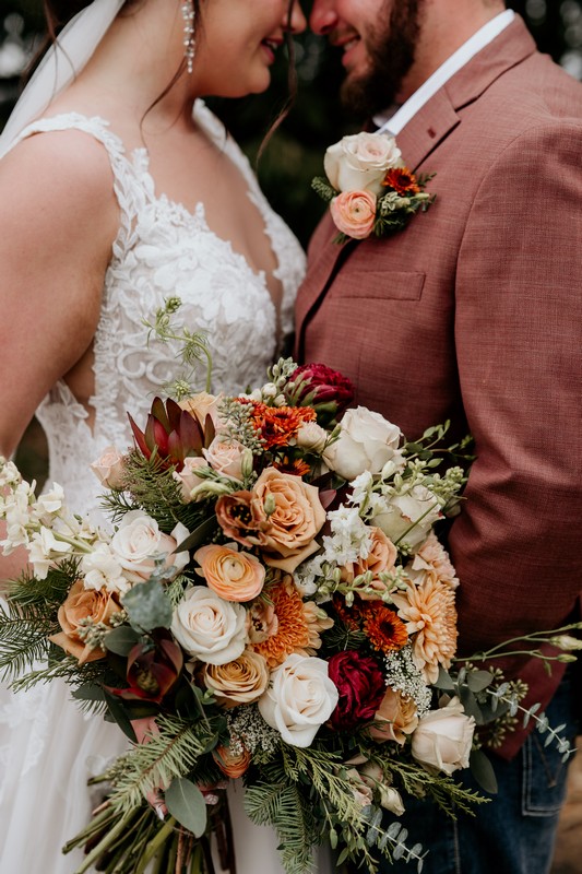 Wedding Flowers from Wren's Florist 4