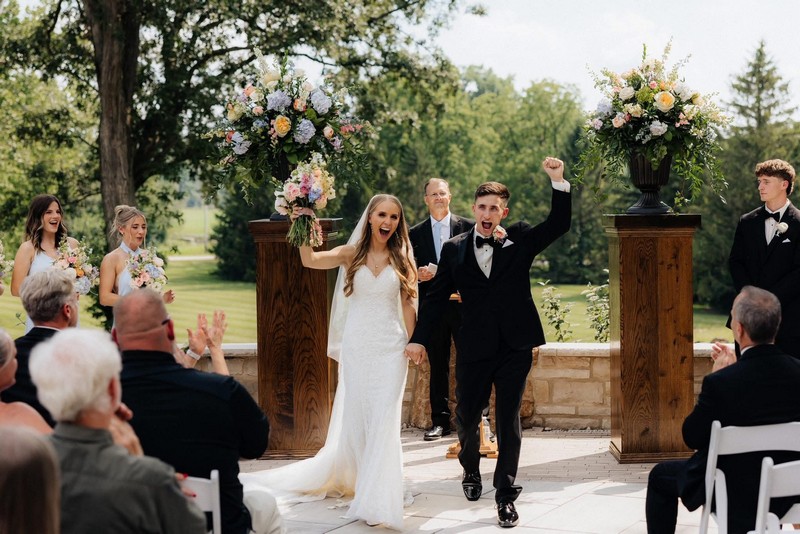 Wedding Flowers from Wren's Florist 49